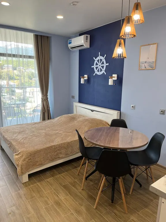 Квартира Апартаменты с видом на море и горы — аренда посуточно в Алушта