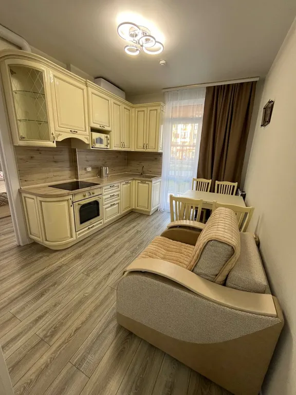 7 Однокомнатная квартира с бассейном на 3 человека