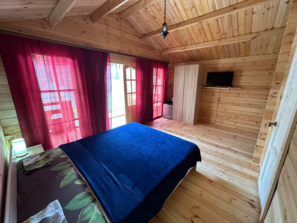 Коттедж Уютный эко -домик 1 — Сухум