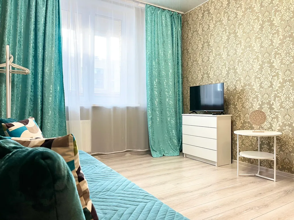 Квартира Апартаменты 4-х местные, в жк звездный городок. Тц сити-молл — Тюмень