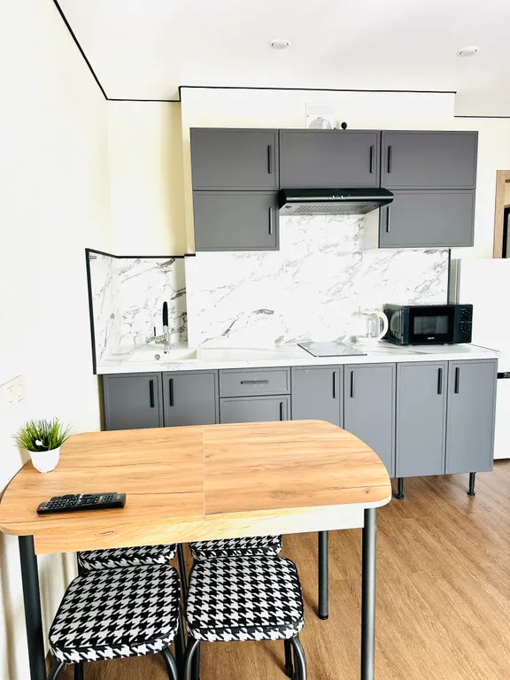 Уютная солнечная квартира рядом с аэропортом и дацаном