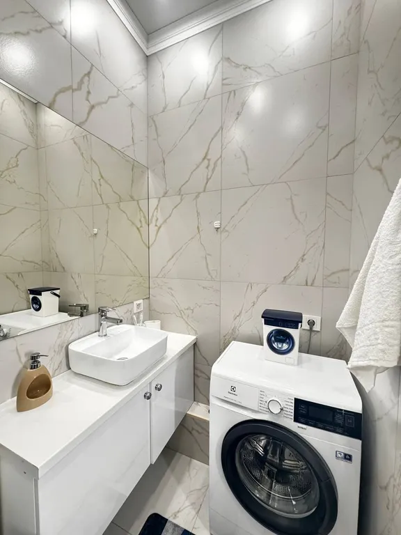 2 комнатная в ЖК 4YOU с видом на горы, рядом с ТЦ MEGA