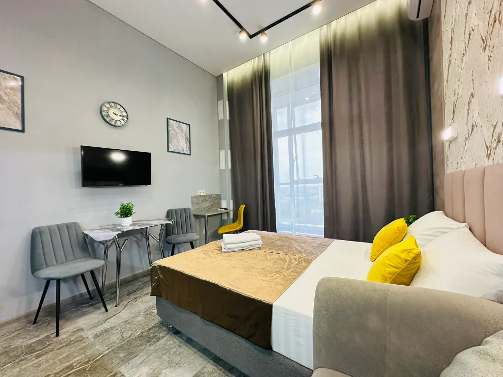 Loft Sky Smart Studio