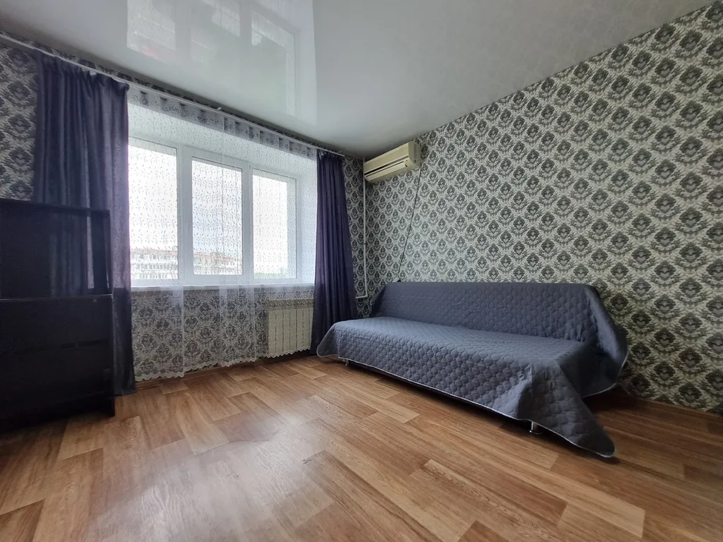 Уютнaя 1-кoмнатнaя квартира рядом с больницей и авто, жд вокзалом