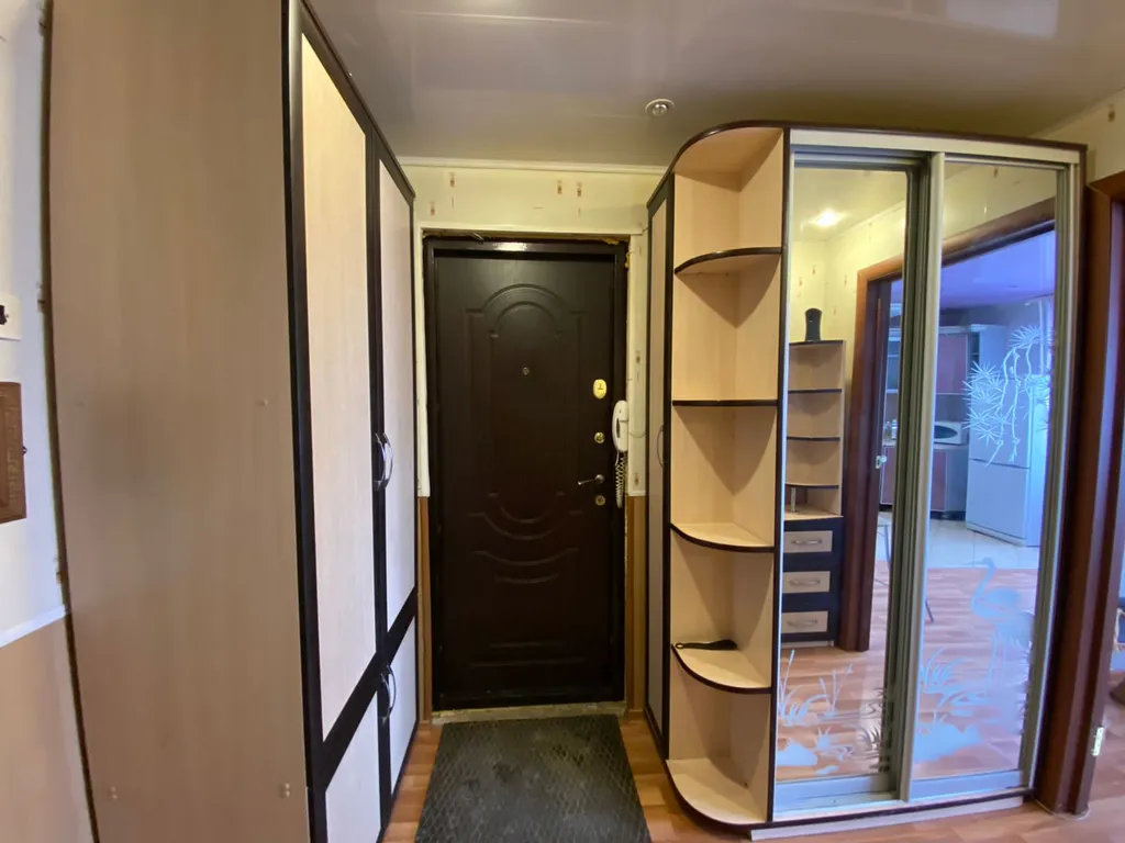 Квартира Уютная трешка — Волхов