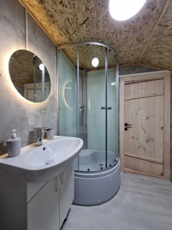 Комфортабельная юрта с панорамным окном, холодильником и микроволновко