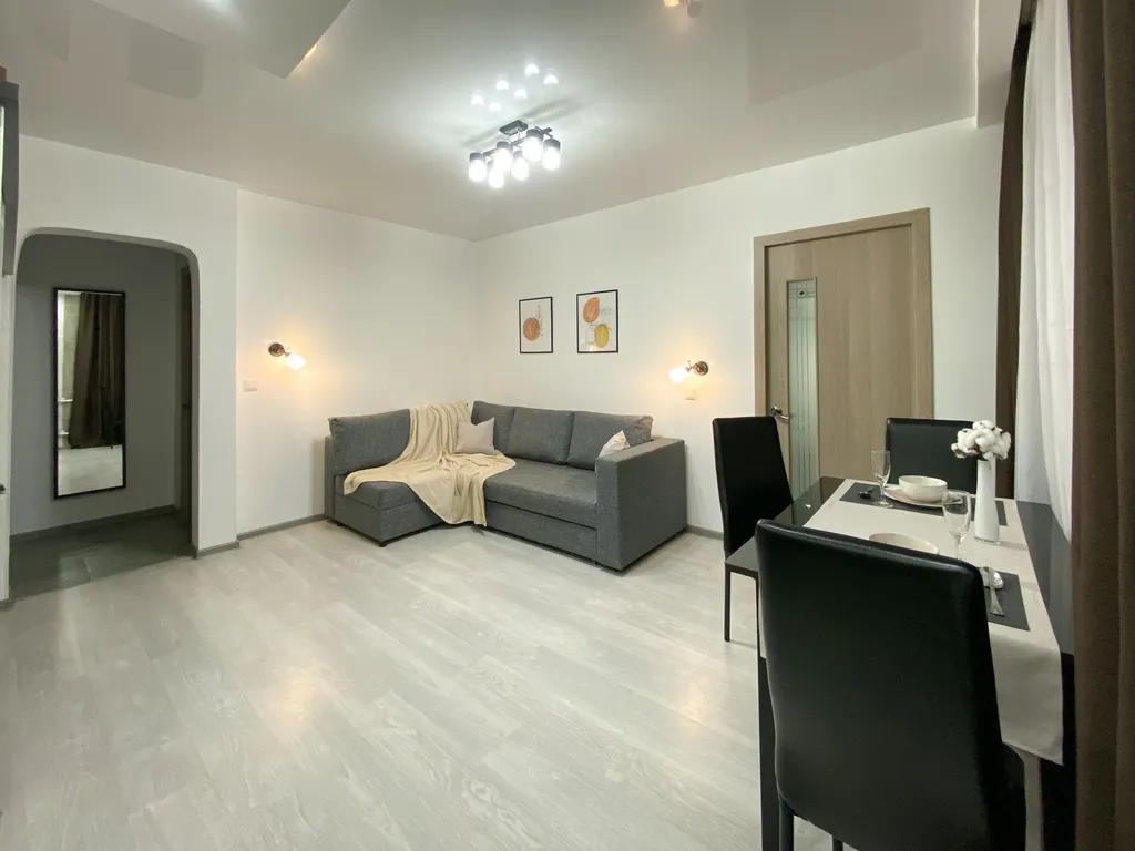 Лаконичная и современная евродвушка Апарт-Комфорт в центре