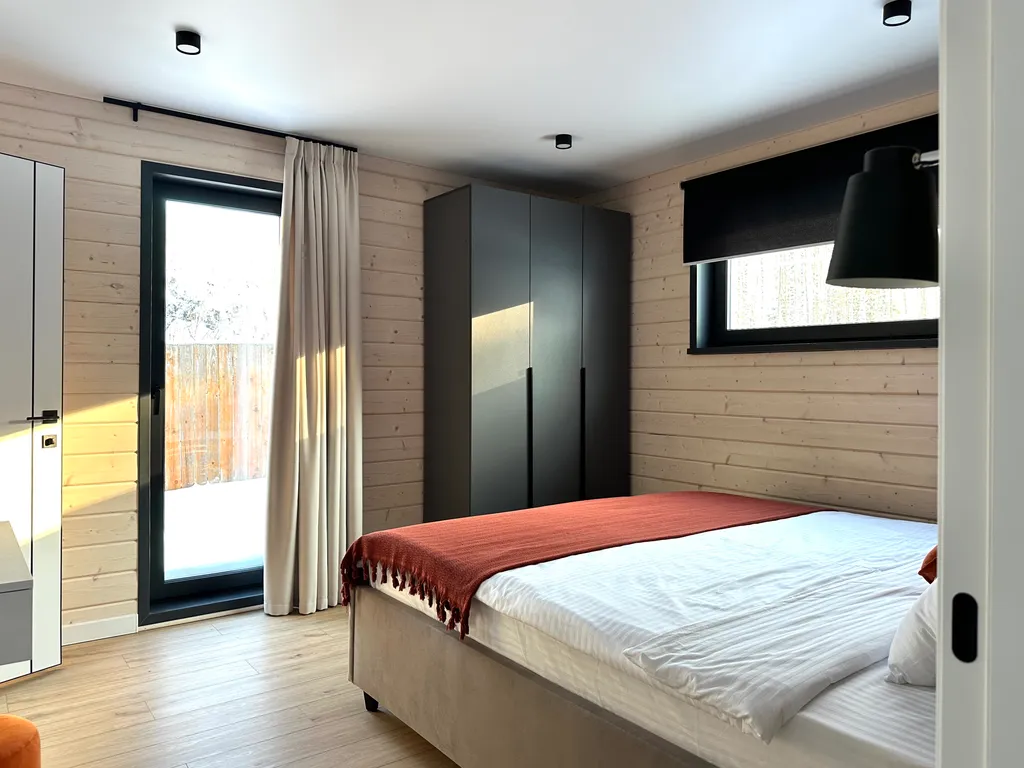 Дом ДАЧА №8 с мастер-спальней и видом на лес