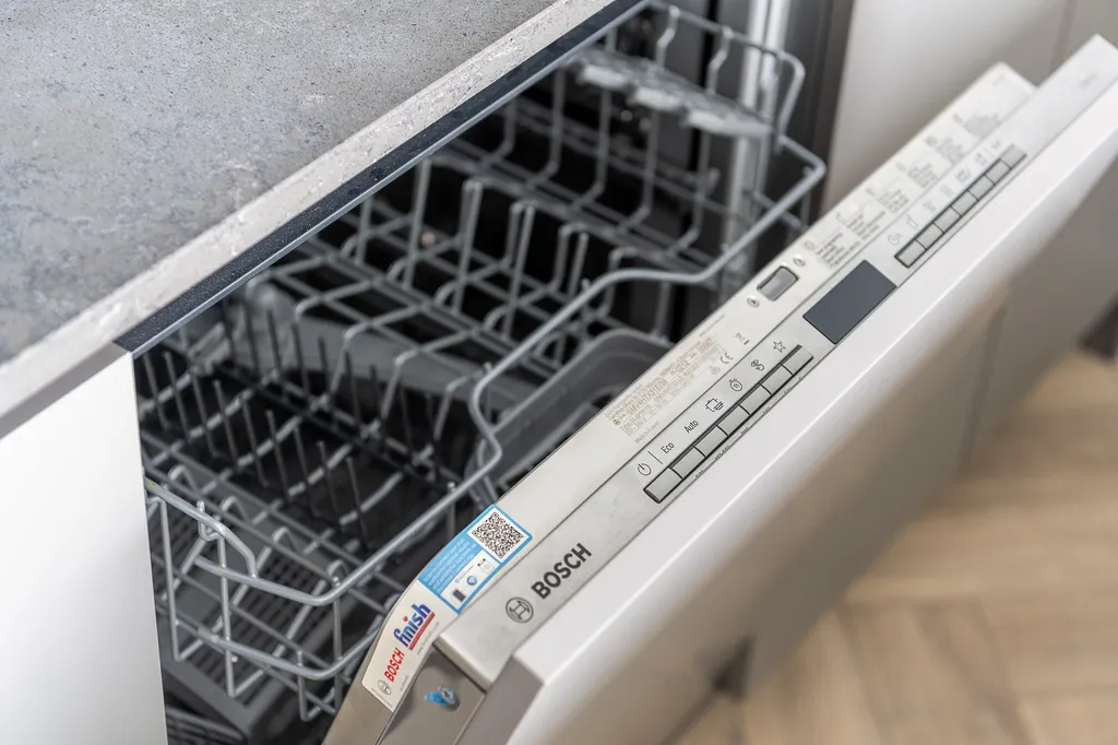 Панорамный апартамент с шикарным видом на море и золотой мост