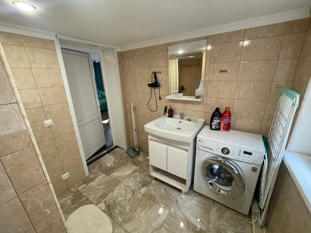 Квартира Квартира Уютная студия в гостевом доме в самом центре Владикавказа — Владикавказ