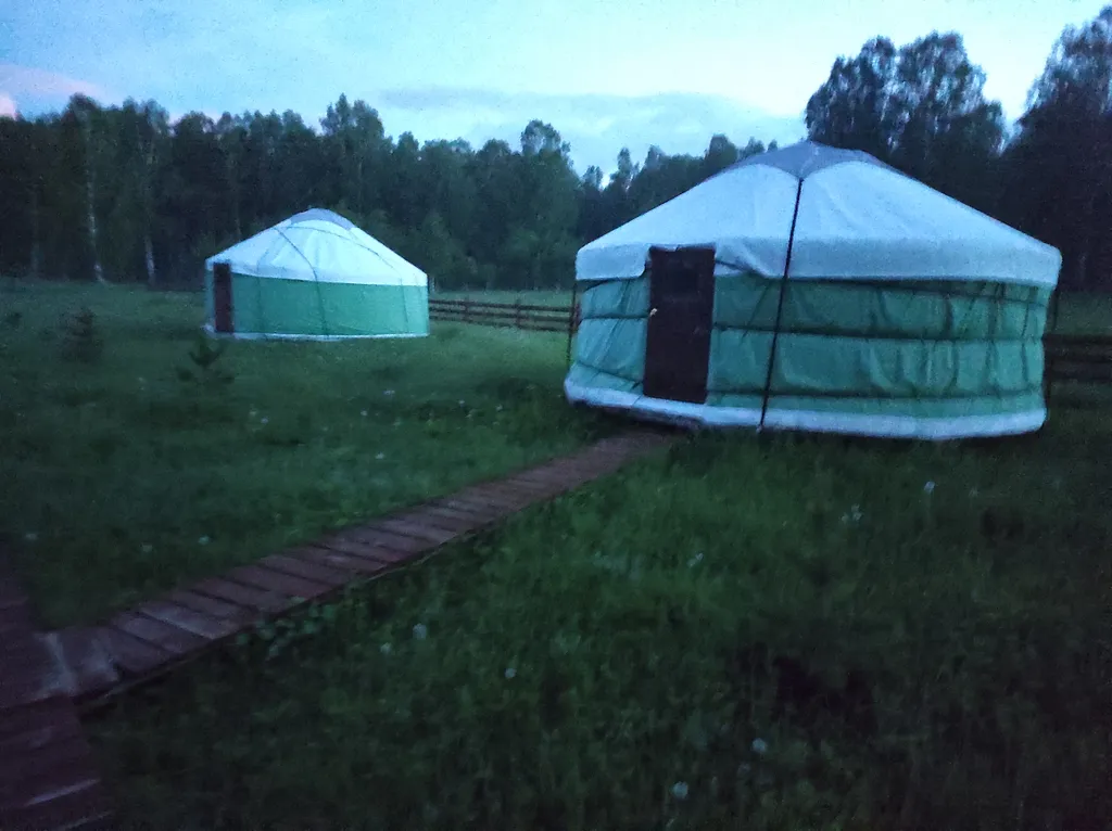 Четырехместная юрта