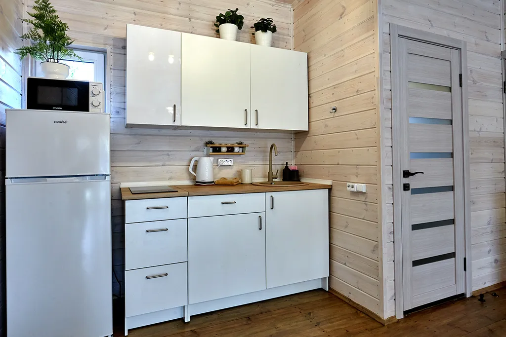 Уютный загородный дом с баней на дровах и теплым бассейном