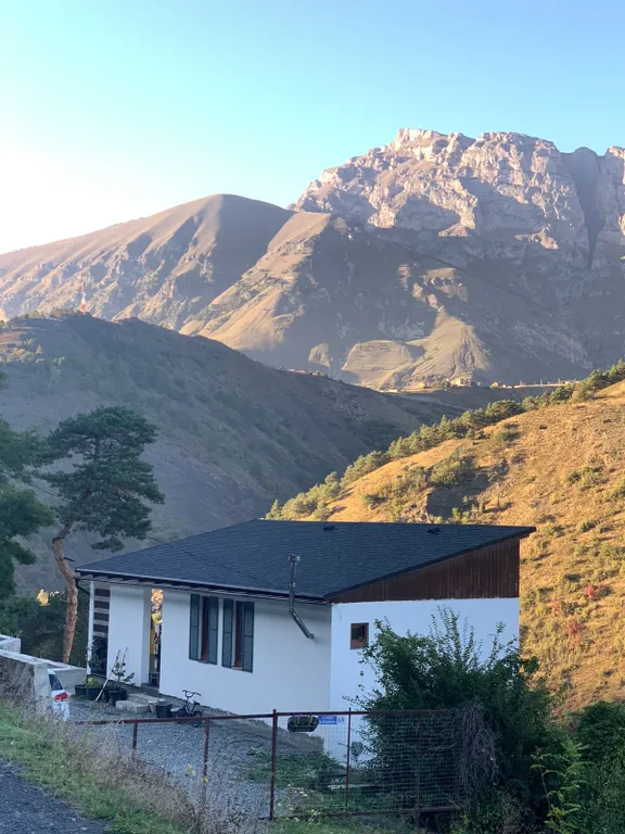 Чудесный дом в горах