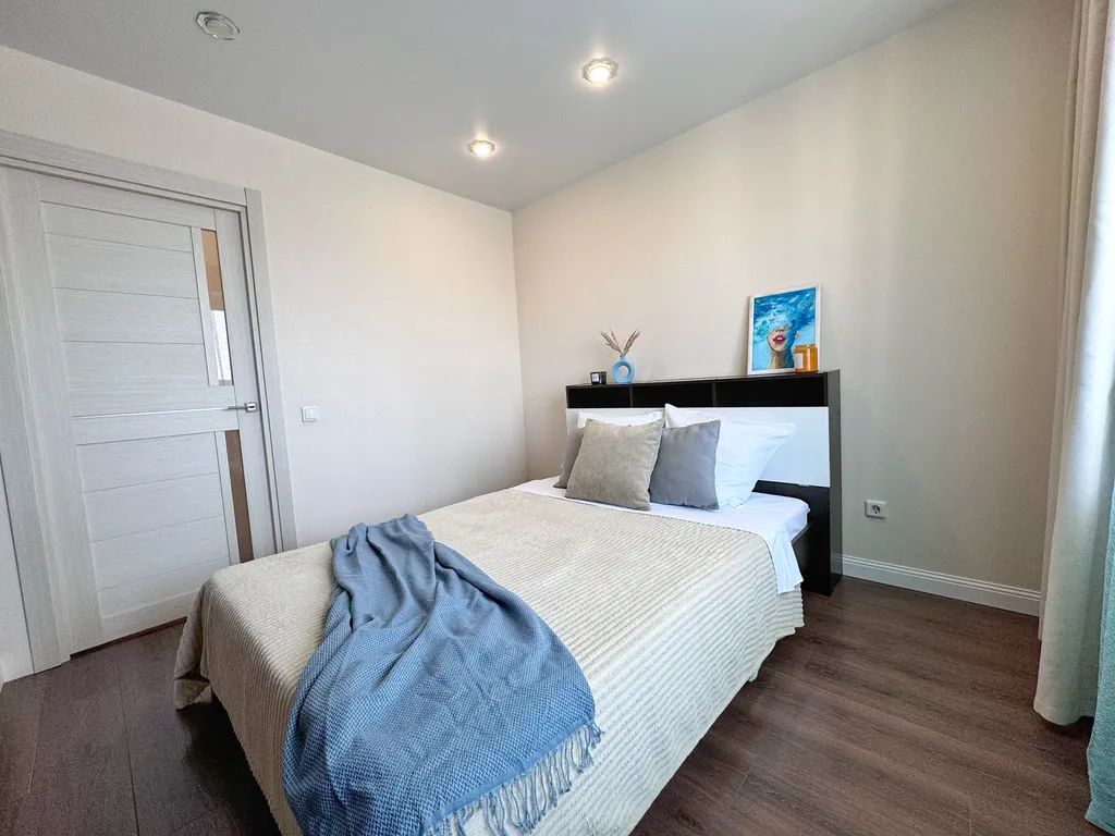 Стильная 2-комнатная квартира-студия в новом доме на берегу реки Вятка