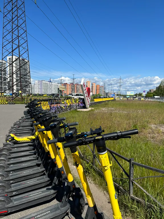 Уютная квартира у метро Девяткино видно из окна