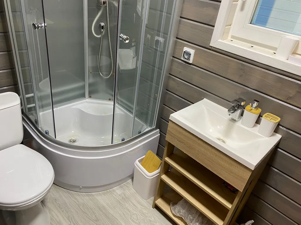 Дом рядом с Ладожским озером