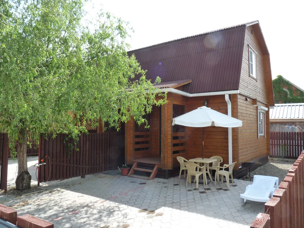 Коттедж Сруб у моря — аренда посуточно в Голубицкая