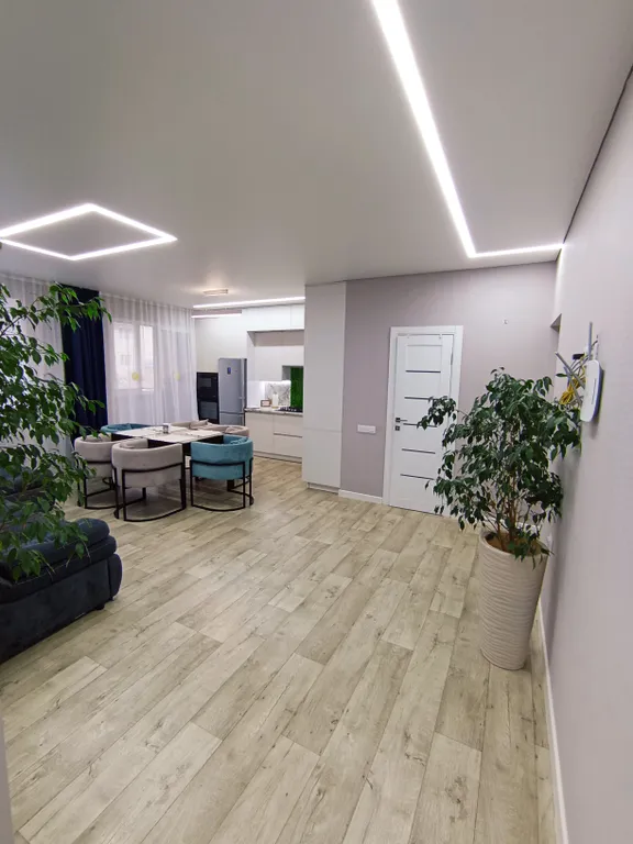 Уютная большая квартира — аренда посуточно в Павловск