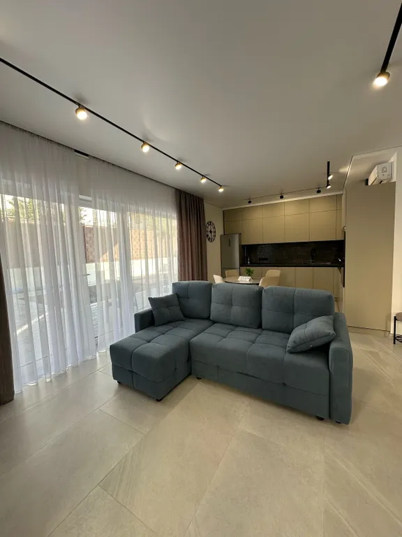 Дом с дизайнерским ремонтом