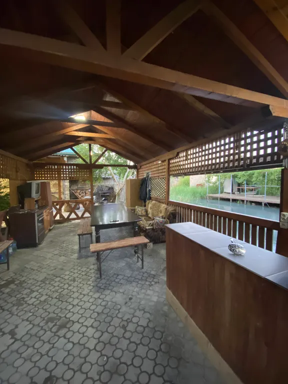 Уютная дача с видом на речку и фруктовый сад