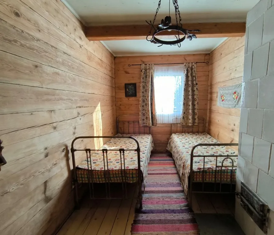 Солнечный домик в беловежской пуще без соседства, баня, озера, экскурсии