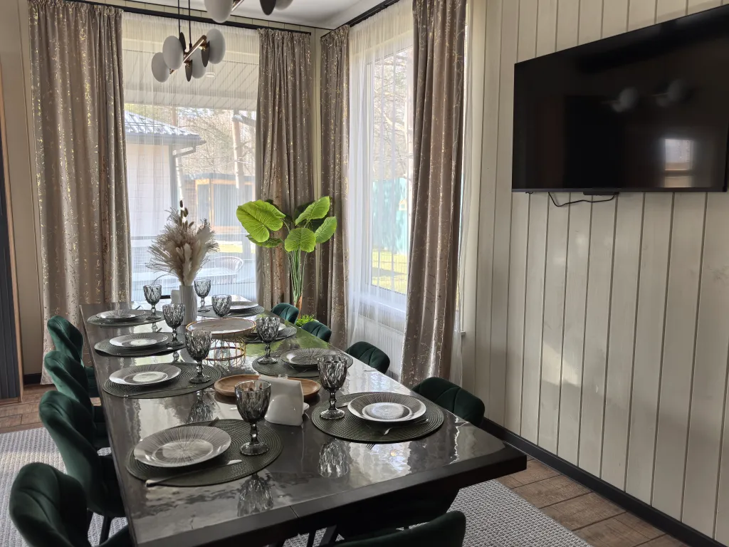 Дом с кедровой баней и термо-бассейном