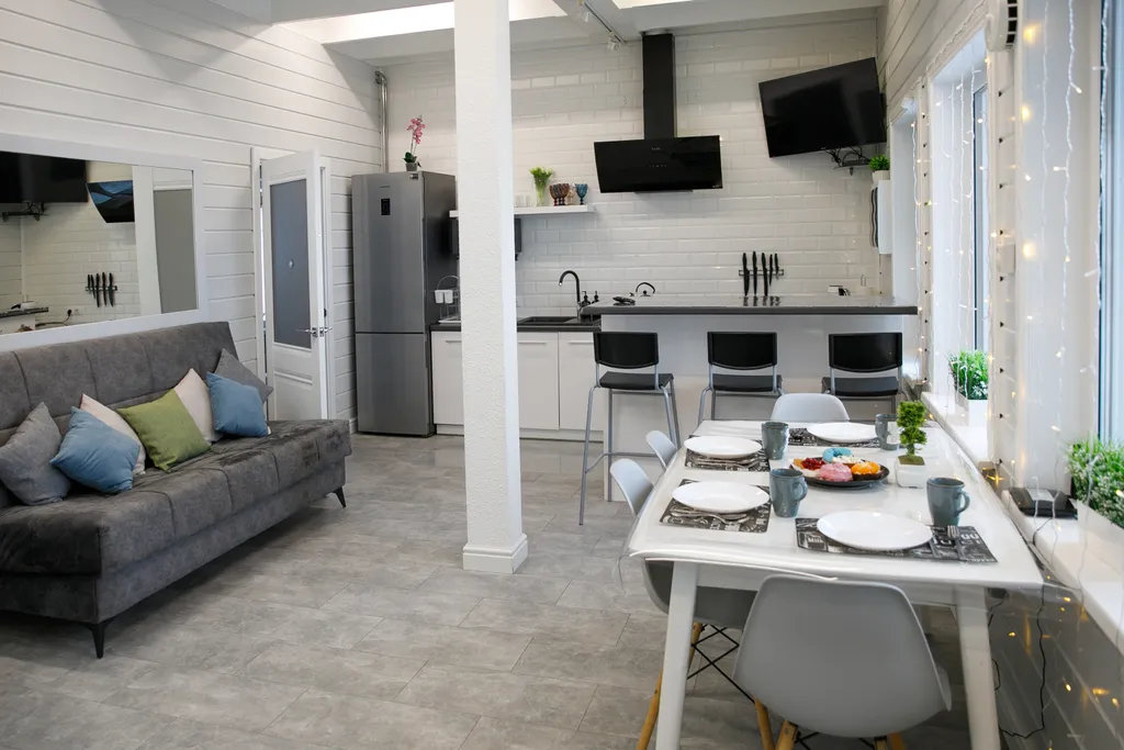 Коттедж Солнесная гора-Сяпся с сауной, 3 спальнями и видом на озеро