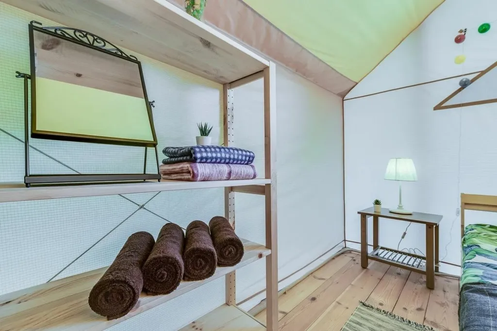 Коттедж Коттедж Шатер комфорт — Луга