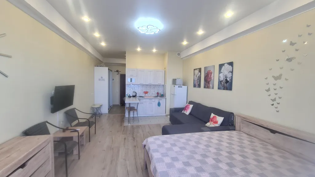 Уютная квартира с видом на море, в 15 минутах ходьбы от пляжа Интурист