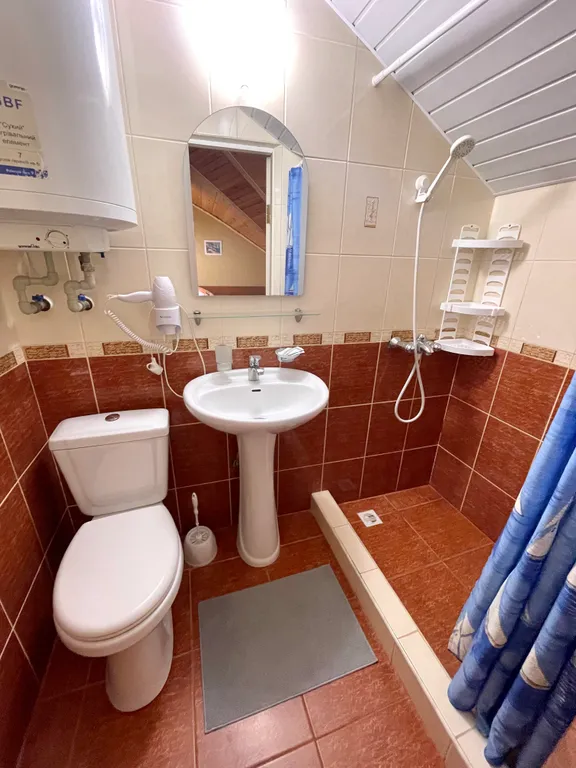 Мансарда четырёхместная с видом на горы