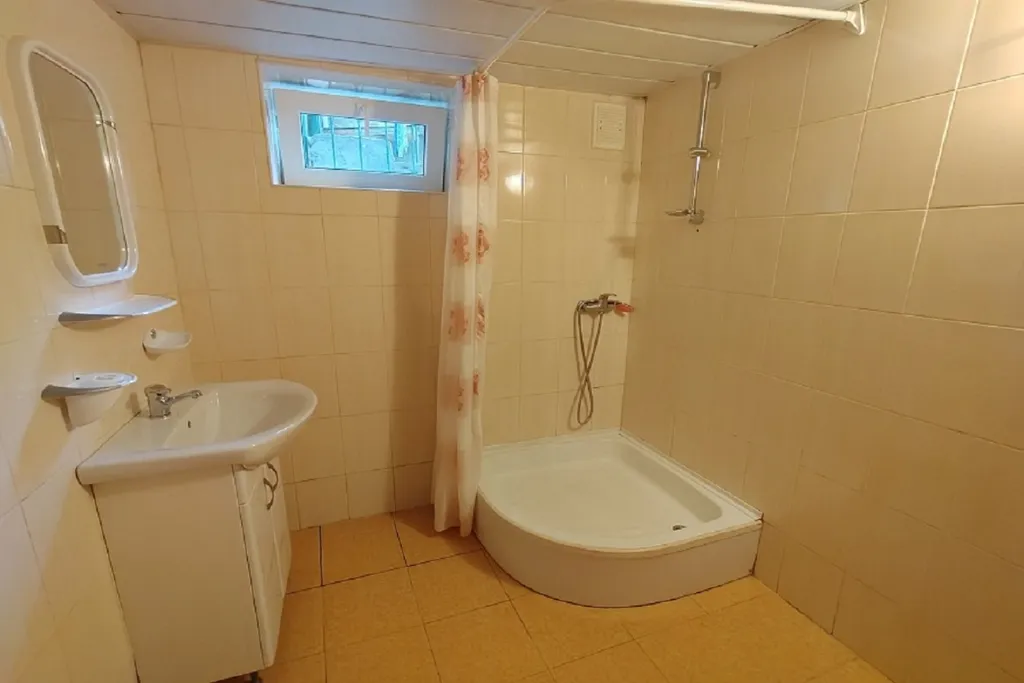 Дом с видом на лес