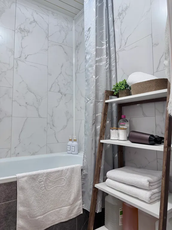 Просторная квартира рядом с Ледовым дворцом