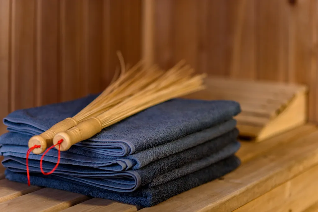 Уютный дом с сауной и чаном на берегу реки