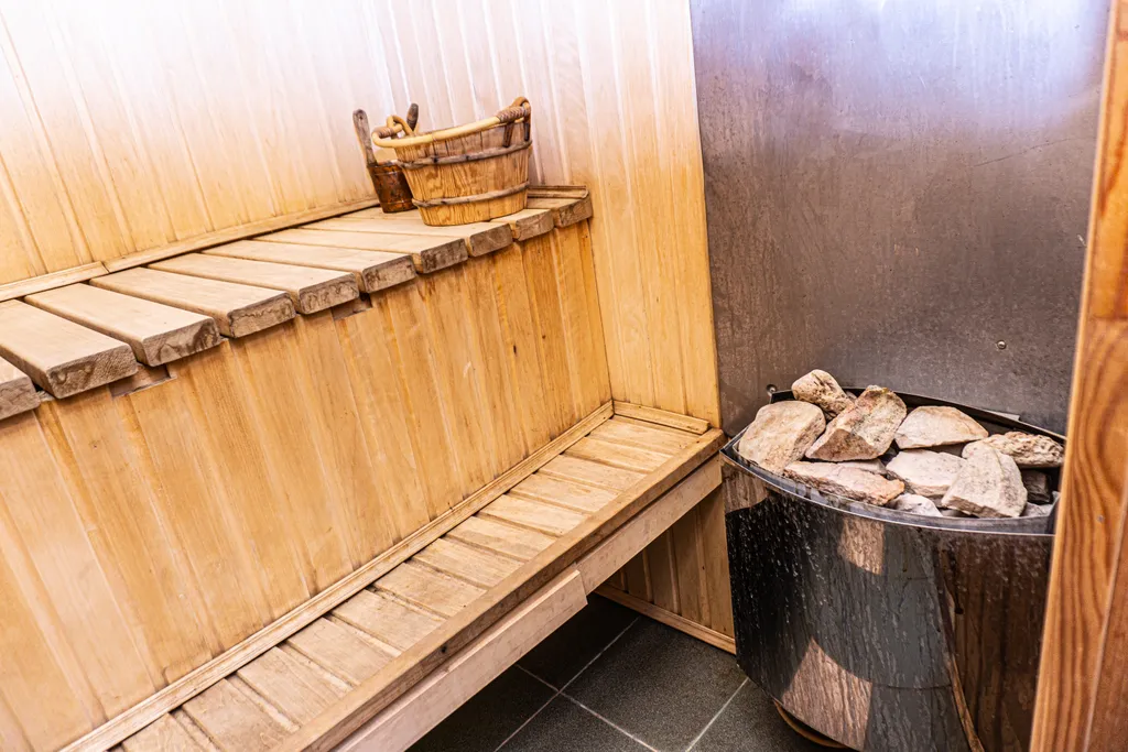 Коттедж Уютный коттедж на берегу реки — Волхов