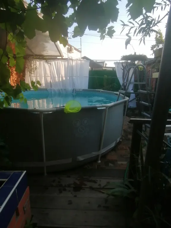 Квартира Удобная комната в уютном дворике с бассейном — Ейск