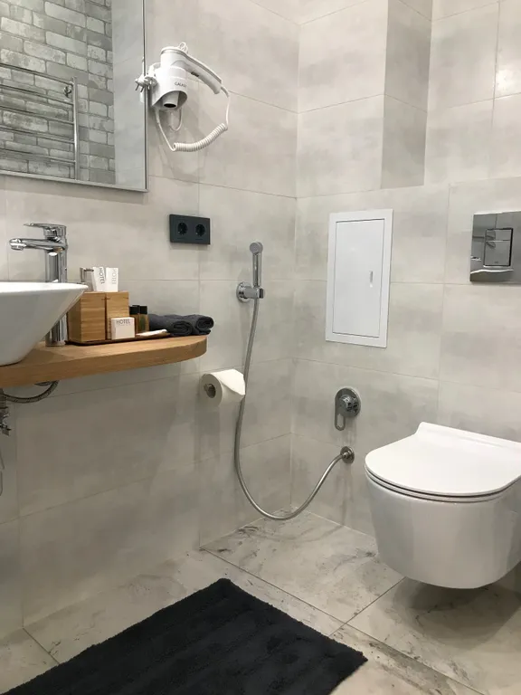 Апартамент люкс с видом на Золотой Мост и залив.