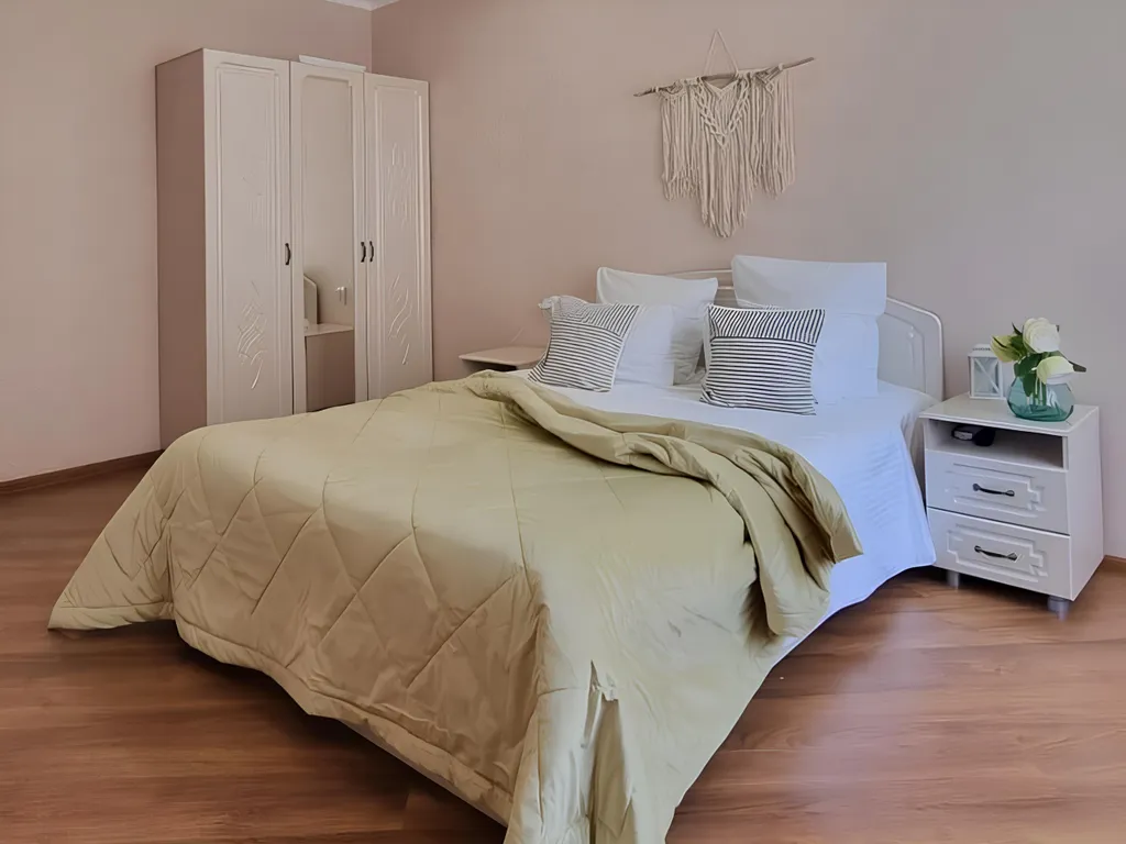 Просторная квартира в ЖК Лазурный — аренда посуточно в Астрахань