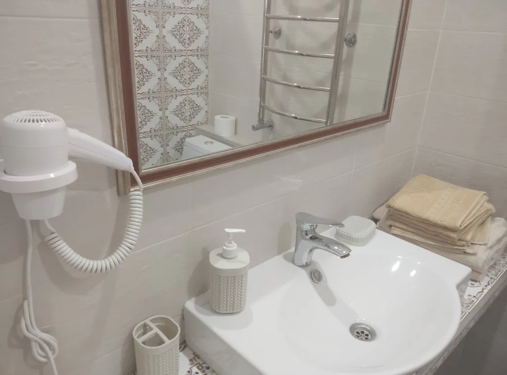 Отдельная 2-комнатная квартира у моря