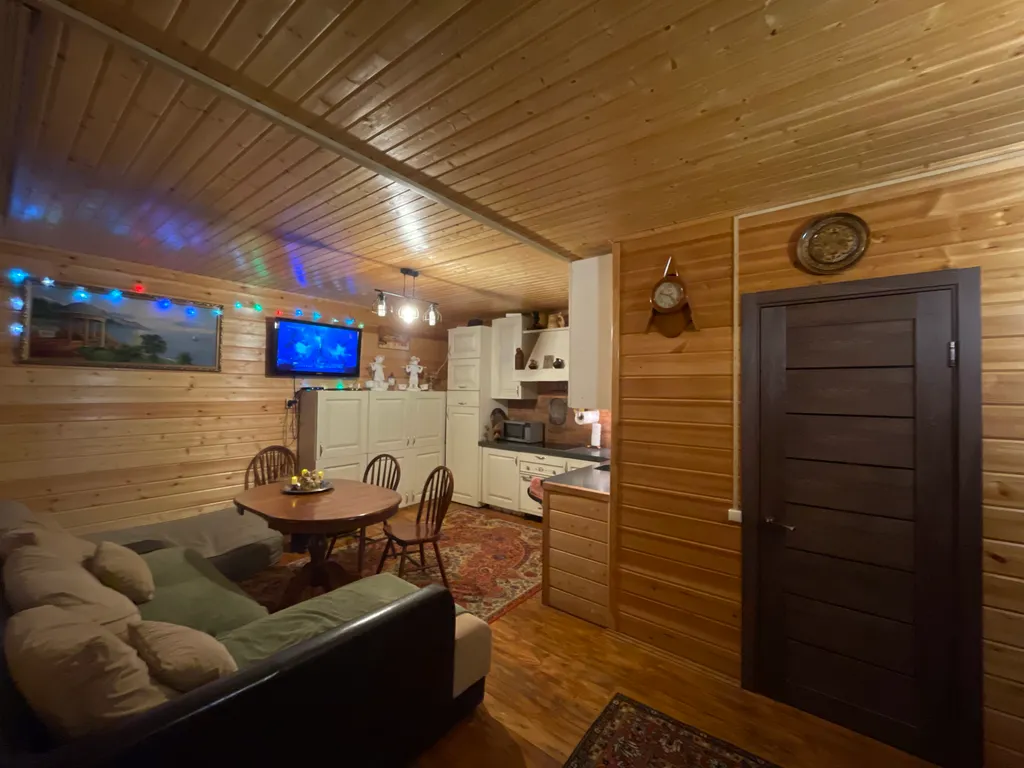 Дом с бильярдно-банным комплексом и банным чаном на дровах