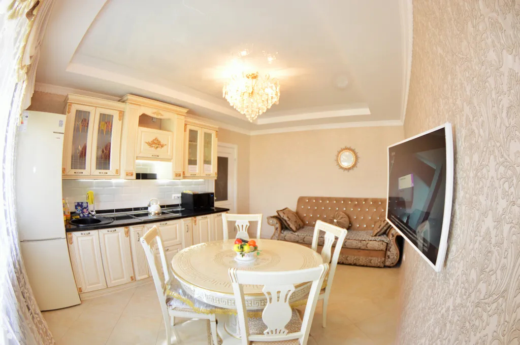 Евротрешка в Центре с видом на Золотые Ворота