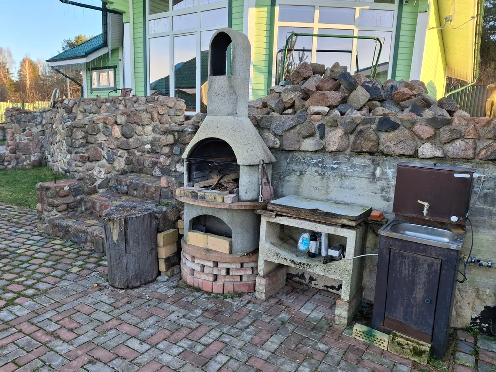 Домик на озере Лесицкое