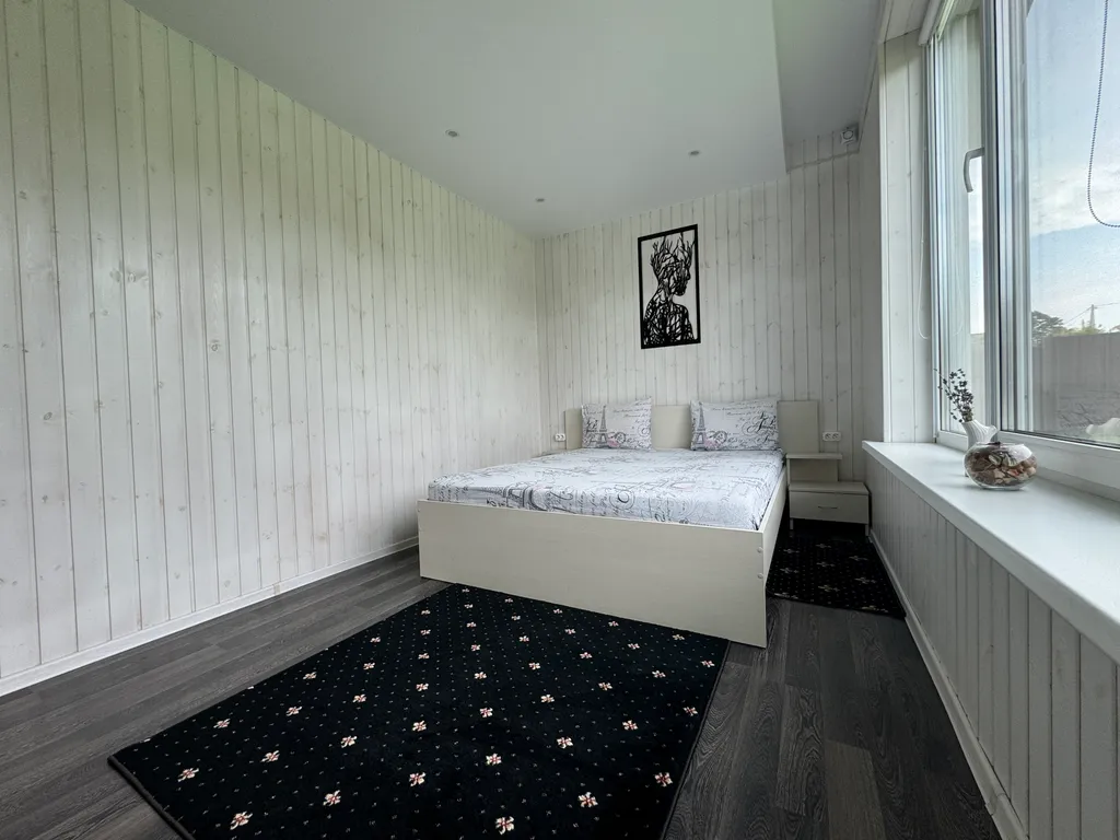 Комфортабельный дом на берегу озера Нарочь