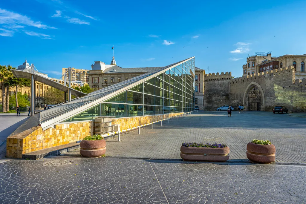 Комфортная двухкомнатная квартира рядом старом городом