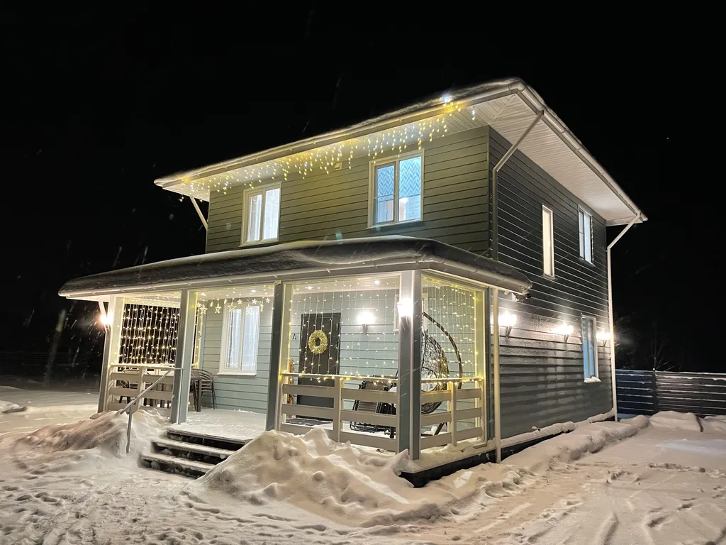 Коттедж Уютный просторный дом у лесного озера — Ларионово