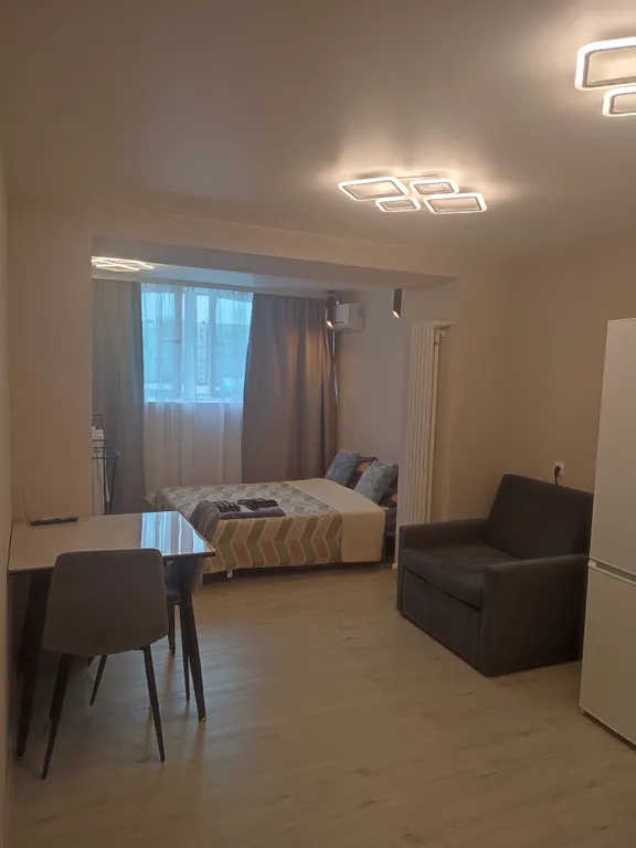 Квартира Новая, небольшая студия, евро, всё есть, кресло раскладывается — аренда посуточно в Владивосток