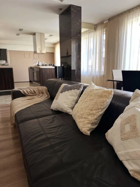 Просторная квартира в центре