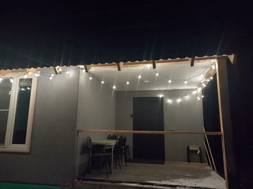 Дом на берегу протоки, ведущей в Вышневолоцкое водохранилище