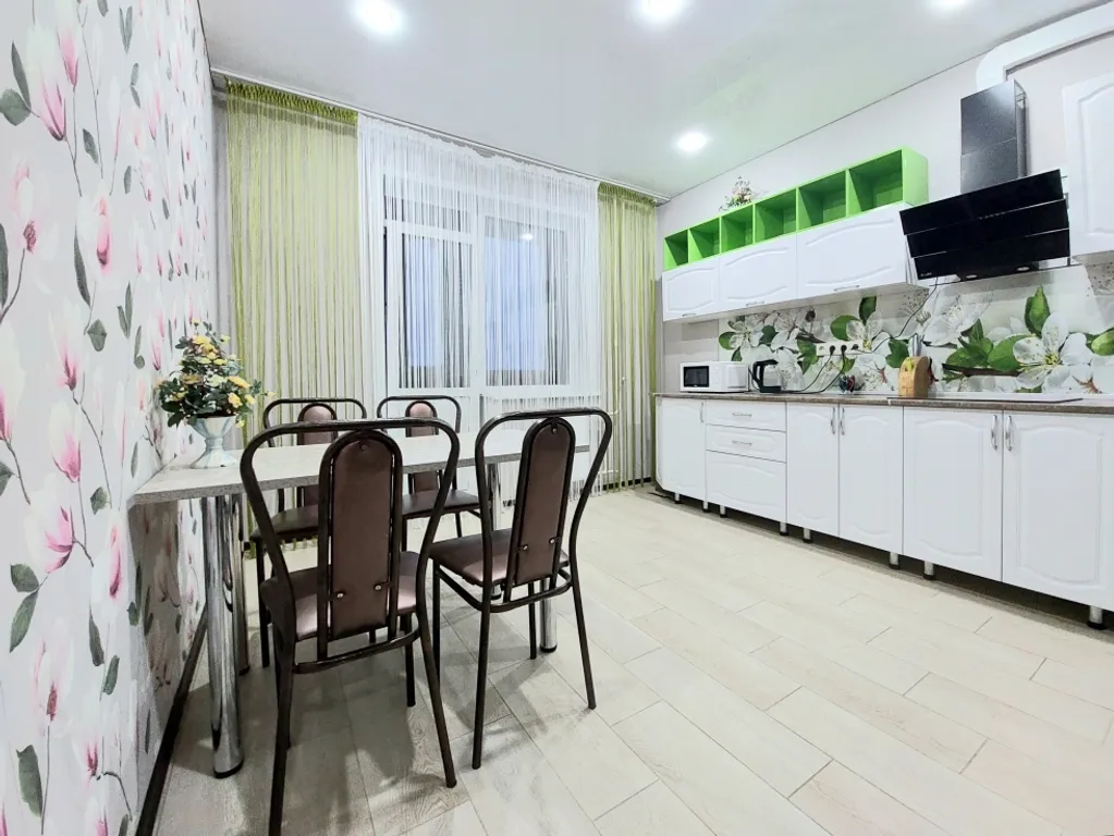 Квартира в центре нового города с красивым видом с 19 этажа