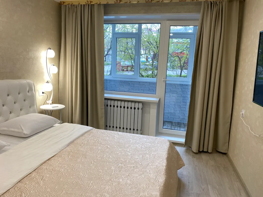 Уютная квартира в Ленинском районе, остановка Садовая