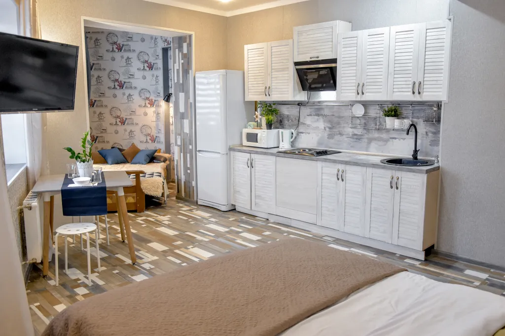 Стильная студия возле ТЦ Космос